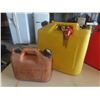 Image 2 : 4 Fuel / Gas Cans