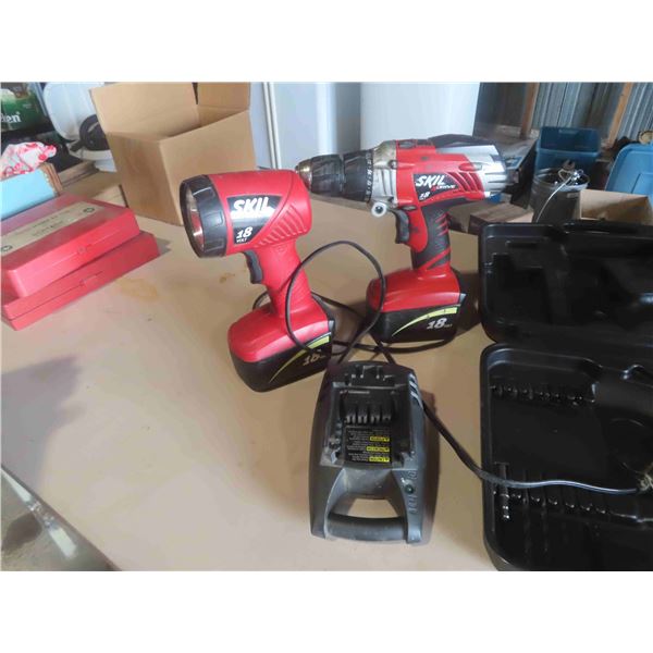 18 V Drill , Flashlight, 2 Batteries, 1 Charger