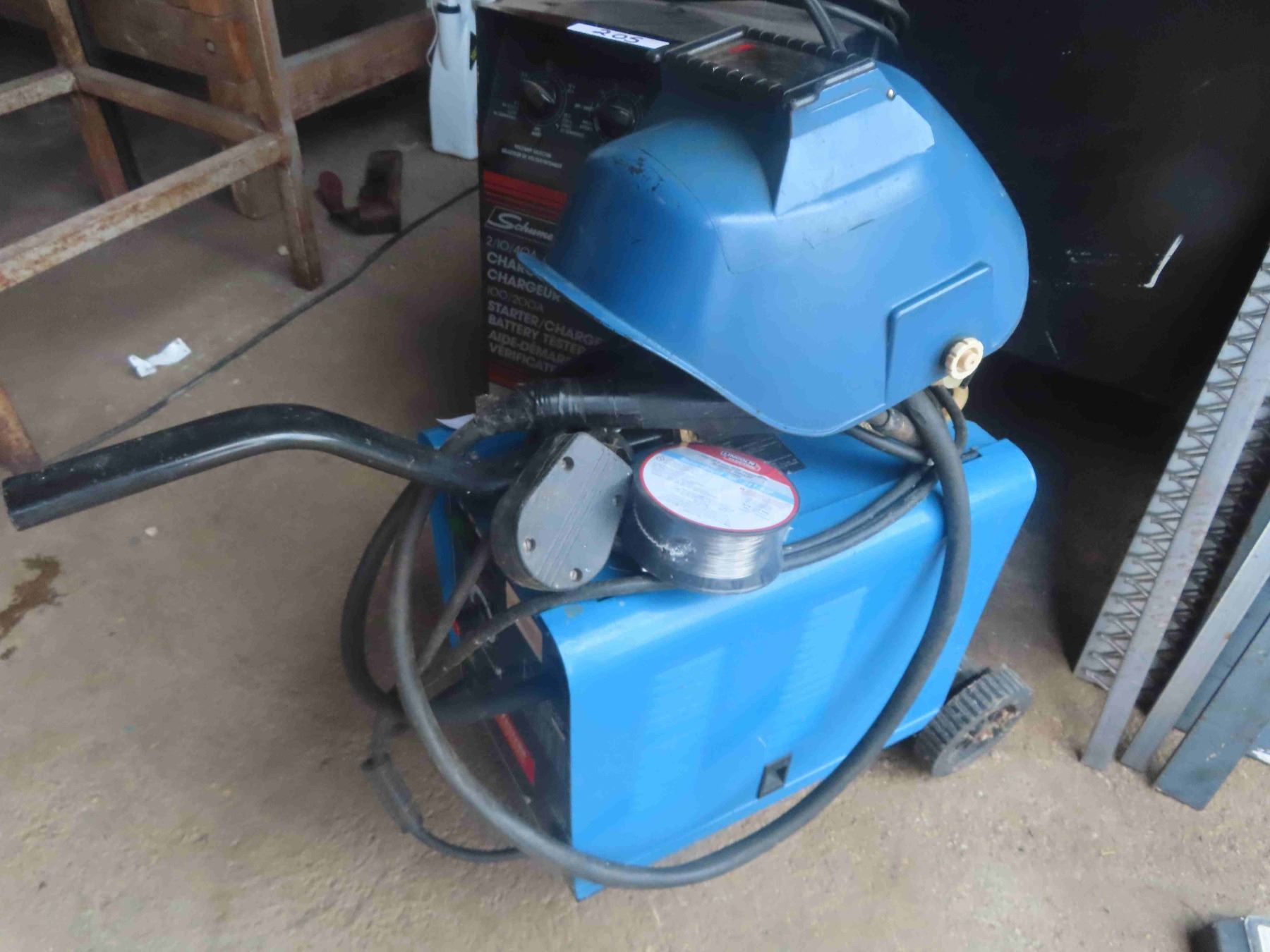 Western Rugged Tools Western Rugged Mig Welder with Wire + Helmet