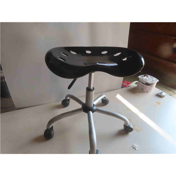 Implement Seat Swivel Stool with Adjustable 