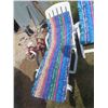 Image 3 : 3 Plastic Lounge Lawn Chairs, 2/3 Have Cushion