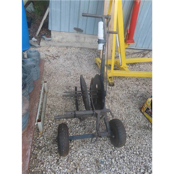 Ready Reel Wire Roller / Unroller with Hand Crank