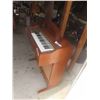 Image 2 : Orcana Electric Organ