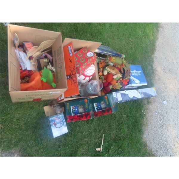 Noma LED Tree, 3 Holiday Collection Globes,