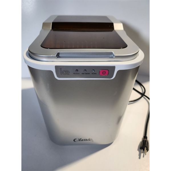 Ice Maker Classic , Bought 1 Year Ago - Works