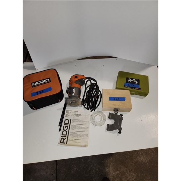 Rigid Hand Router 1/4'' 1 - 1/2 HP Variable Speed