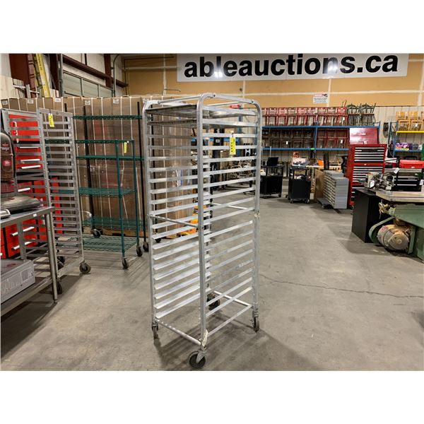 ALUMINUM 20 TRAY MOBILE COMMERCIAL BAKERS RACK & 18 BAKING SHEETS ...