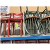 Image 2 : 3 CHERRY, & 4 MAPLE/GREEN COMMERCIAL RESTAURANT CHAIRS