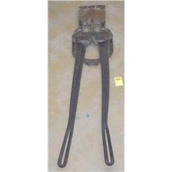 Geared Cattle De-Horners