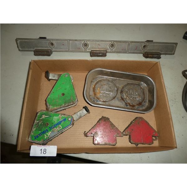 parts tray, magnetic square