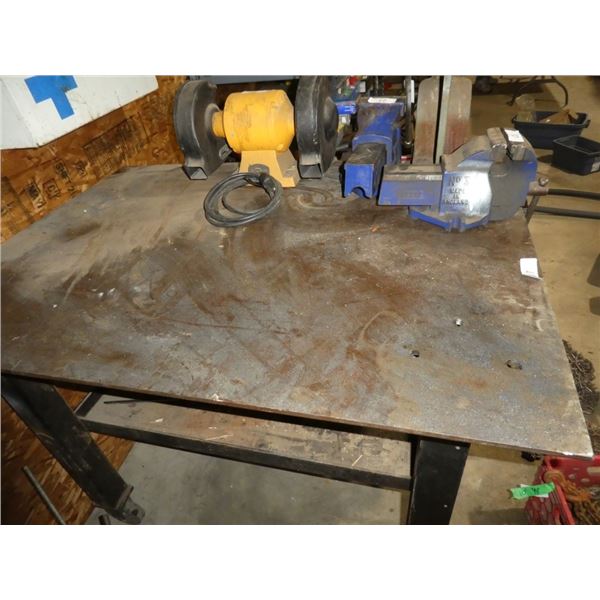 metal work table on wheels 4'x3'xH3'