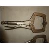 Image 2 : hammers, clamps