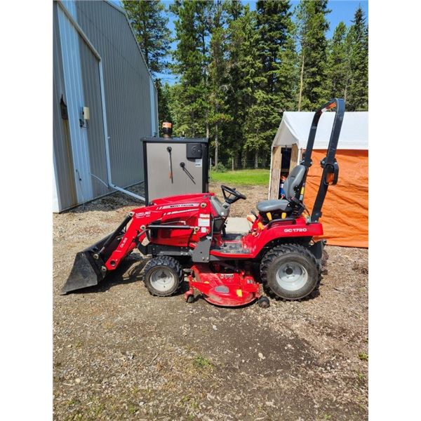 2015 Massey Ferguson GC1720 TLB 4 WD 22-25HP