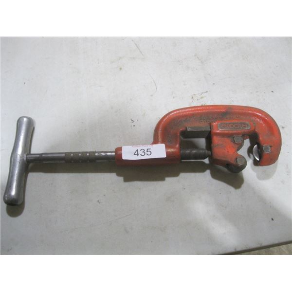 Rigid pipe cutter