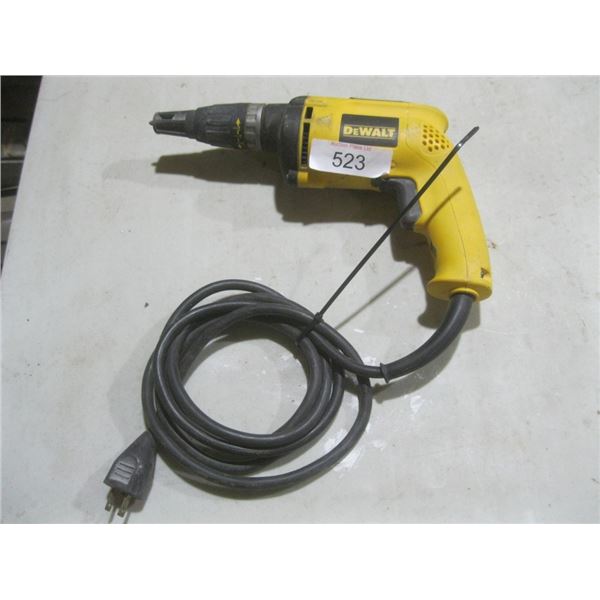 DeWalt VSR drywall screwdriver