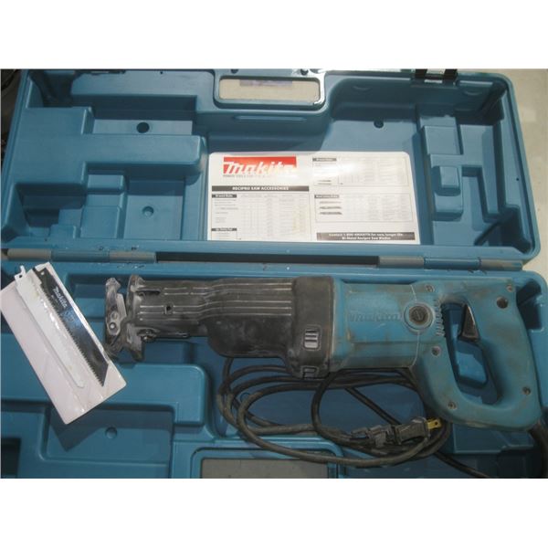 Makita reciprocating saw