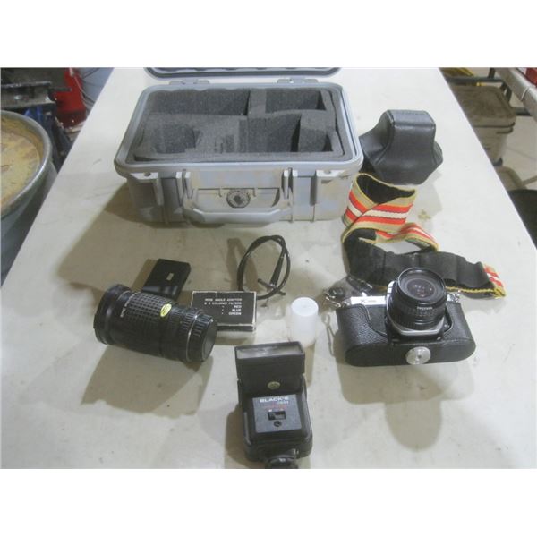Pelican 1400 case w/ pentax camera