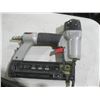 Image 2 : staple gun/brad nailer