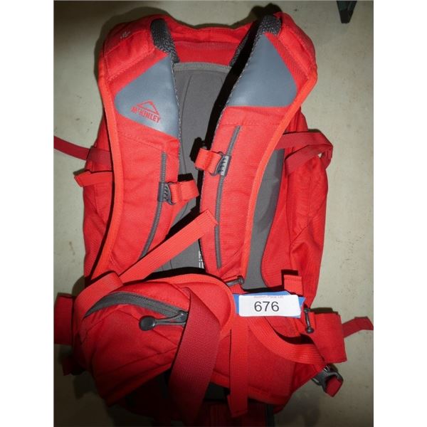 McKinley Black Burn 32 back pack