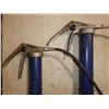 Image 2 : grease guns