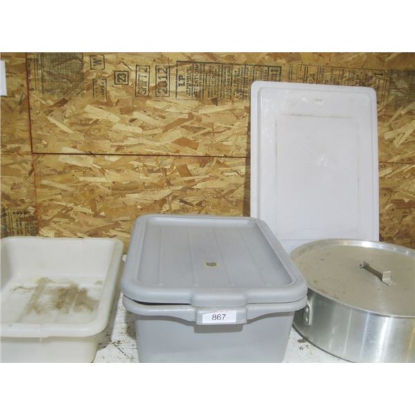 plastic trays, metal cooking pot