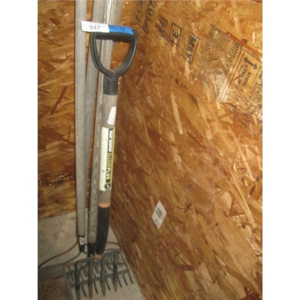 rakes, pitch/hay fork