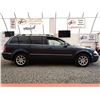 Image 13 : E5 --  2004 VW PASSAT GLS TDI , Blue, 166,945 KMS