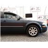 Image 49 : E5 --  2004 VW PASSAT GLS TDI , Blue, 166,945 KMS