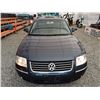 Image 7 : E5 --  2004 VW PASSAT GLS TDI , Blue, 166,945 KMS