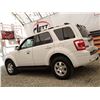 Image 25 : G5 --  2012 FORD ESCAPE LIMITED AWD , White, 217,883 KMS