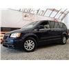 Image 1 : E6 --  2015 CHRYSLER TOWN AND COUNTRY TOURING , Blue, 249,950 KMS