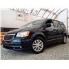 Image 2 : E6 --  2015 CHRYSLER TOWN AND COUNTRY TOURING , Blue, 249,950 KMS