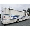 Image 21 : 0B --  2001 MARLIN MOTORHOME BY NATIONAL TRUBO DIESEL, White, 63,756 Miles  KM'S