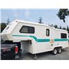 Image 1 : 0E --  1995 KODIAK 5TH WHEEL BY DUTCHMAN, White, From The Tongue/Hitch To The Bumper Is  24' Apx
