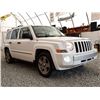 Image 8 : F5 --  2008 JEEP PATRIOT LIMITED 4X4 SUV, WHITE, 235,029KM, White, 235029  KMS