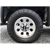Image 53 : A2 --  2015 GMC SIERRA 1500 EXT CAB, White, 155,829 KMS  "NO RESERVE"