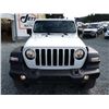 Image 8 : A1 --  2019 JEEP WRANGLER UNLIMITED SPORT 4X4 , White, 83,667 KMS  "NO RESERVE"