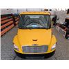 Image 10 : 0A --  2005 FREIGHTLINER M2 106 MEDIUM DUTY DUALLY, Yellow, 241536