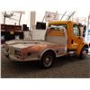 Image 21 : 0A --  2005 FREIGHTLINER M2 106 MEDIUM DUTY DUALLY, Yellow, 241536