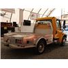 Image 22 : 0A --  2005 FREIGHTLINER M2 106 MEDIUM DUTY DUALLY, Yellow, 241536