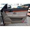 Image 61 : A8 --  2006 KIA AMANATI, Silver, 164,153 KMS "NO RESERVE"