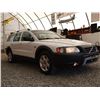 Image 8 : G1 --  2005 VOLVO XC70, White, 194 245 Miles