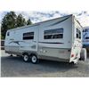 Image 37 : 0C --  2006 OUTBACK BY KEYSTONE TRAVEL TRAILER,