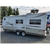 Image 40 : 0C --  2006 OUTBACK BY KEYSTONE TRAVEL TRAILER,