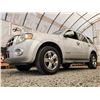 Image 2 : E1 --  2008 FORD ESCAPE LIMITED 4WD, Silver, 272262 KM  KMS
