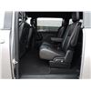 Image 92 : C6F --  2018 DODGE GRAND CARAVAN GT, Silver, 109209 KM