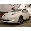 Image 3 : C6 --  2013 NISSAN LEAF S ELECTRIC , White, 104449 KM