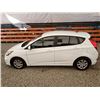 Image 24 : A12C --  2013 HYUNDAI ACCENT GLS, White, 239890 KM