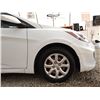 Image 39 : A12C --  2013 HYUNDAI ACCENT GLS, White, 239890 KM
