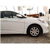 Image 40 : A12C --  2013 HYUNDAI ACCENT GLS, White, 239890 KM